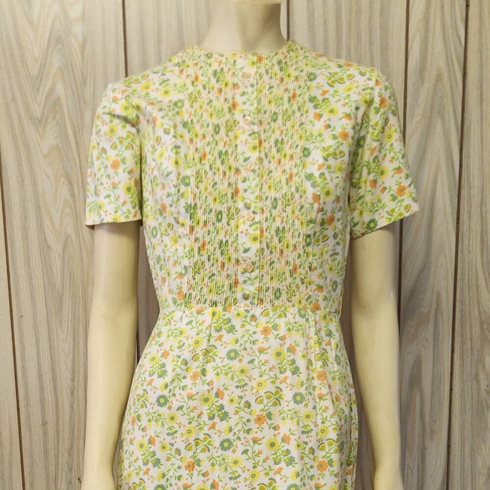 vintage 1960s dress S cotton floral Country Miss